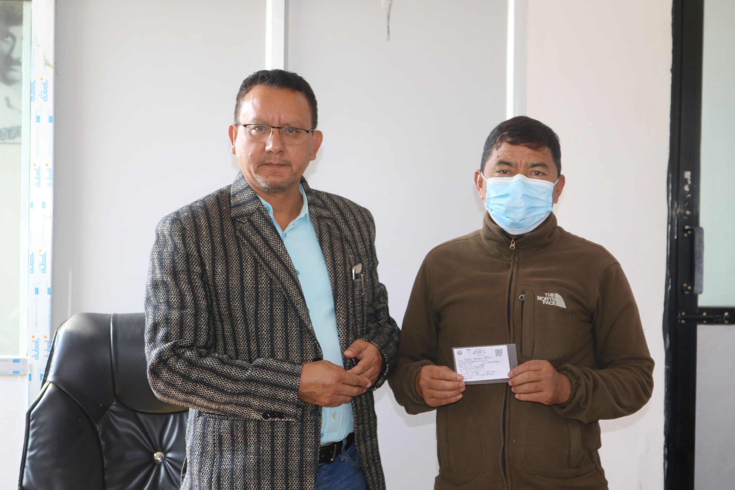 थाहा नगरपालिकामा निःशुल्क स्वास्थ्य बीमालाई निरन्तरता