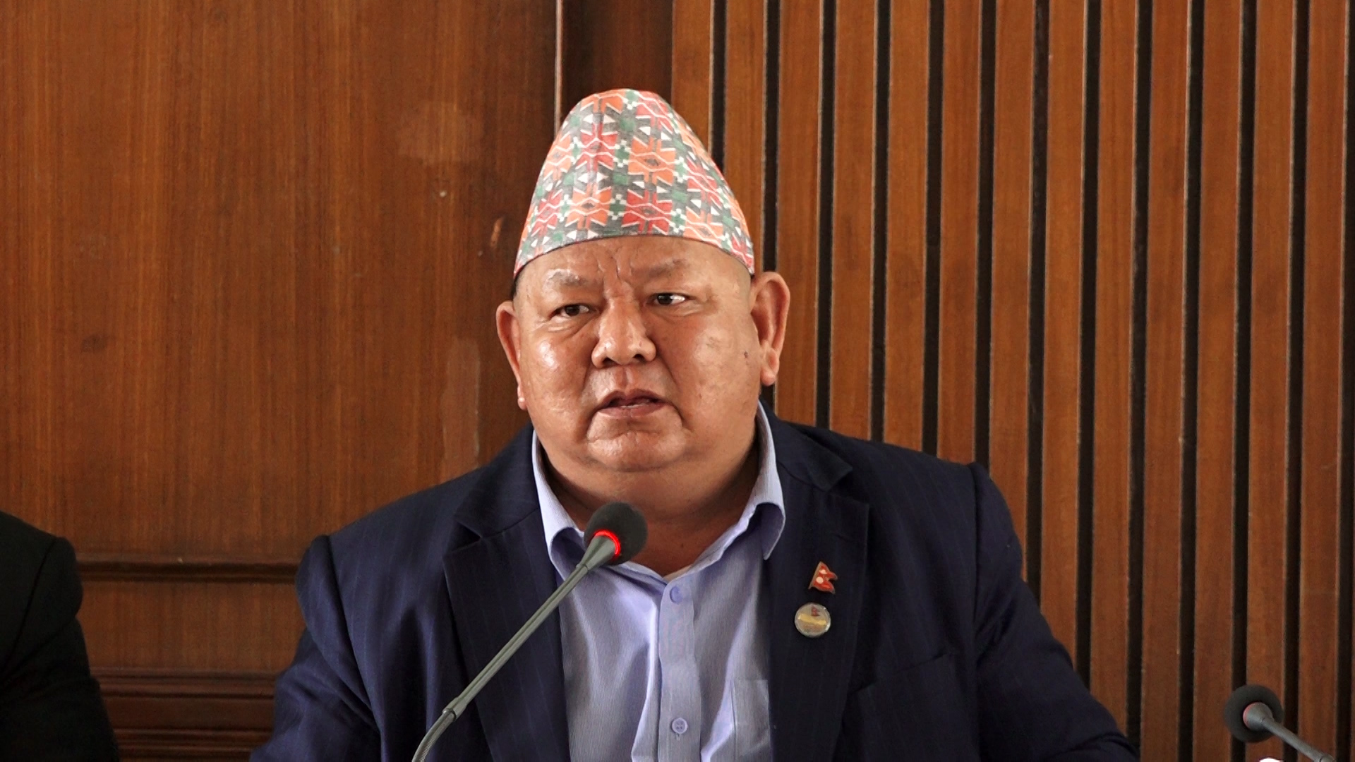 सरकारी सम्पत्ति फिर्ता ल्याउन नसके एक 'सेकेन्ड' पनि कुर्सीमा बस्दिनँ : मन्त्री आले