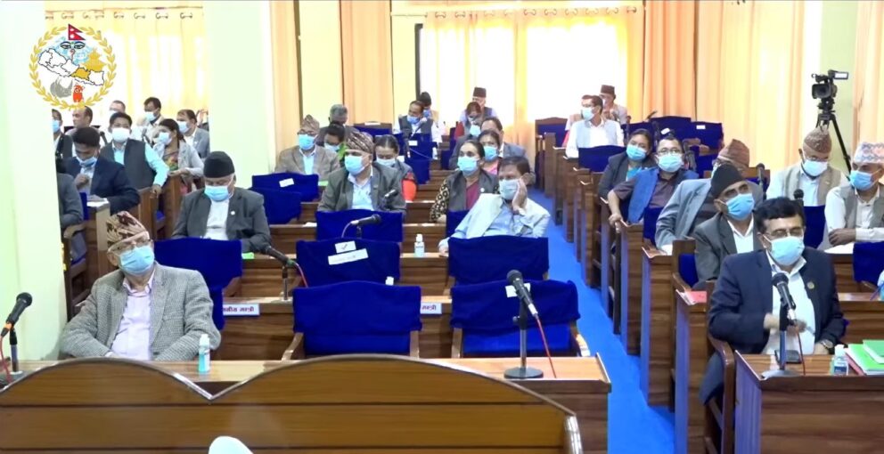 बागमती प्रदेशकाे प्रदेशसभा बैठक आज (मंगलबार) दिउँसो १ बजे बस्दैछ । मंगलबार बस्ने बैठकमा फागुन २९ र ३० गते बसेको प्रदेशसभा बैठकमा पेश भएका तीन विधेयकमा छलफल हुनेछ । बैठकले प्रदेश ऐन, प्रदेश विपद् व्यवस्थापन ऐन २०७५ लाई संशोधन गर्न बनेको विधेयक, प्रदेश सञ्चारमाध्यम व्यवस्थापन ऐन २०७५ लाई संशोधन गर्न बनेको विधेयक र प्रदेश अनुसन्धान ब्यूरो सेवाको गठन, स्थापना, काम, कर्तव्य र अधिकार सम्बन्धमा व्यवस्थापन गर्न बनेको विधेयक स्वीकृत गर्ने कार्यसूची रहेको संसद सचिवालयले जनाएको छ । विधेयक सरकारका प्रवक्ता एवं आर्थिक मामिला तथा कानूनमन्त्री कृष्णप्रसाद शर्मा खनालले बैठकमा स्वीकृतका लागि पेश गर्नुहुनेछ ।