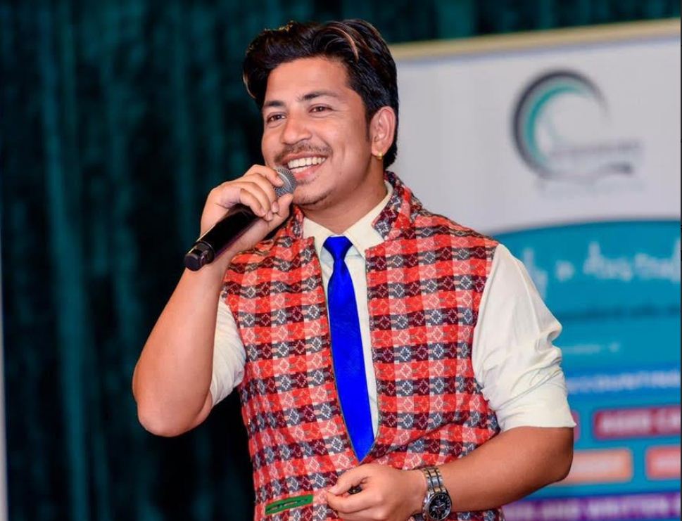 माओवादी युद्धलाई गलत अर्थ्याएकाे छैन, बरु भएभरका परिवर्तनको जस दिइएको छ : प्रकाश सपुत