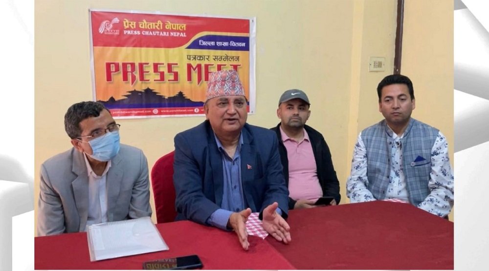 माओवादीसँग तालमेल नगर्ने ईश्वर पोखरेलकाे भनाइ