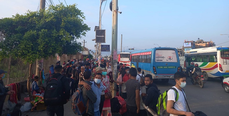 दशैँमा २० लाख जनाले काठमाण्डाै उपत्यका छोड्ने
