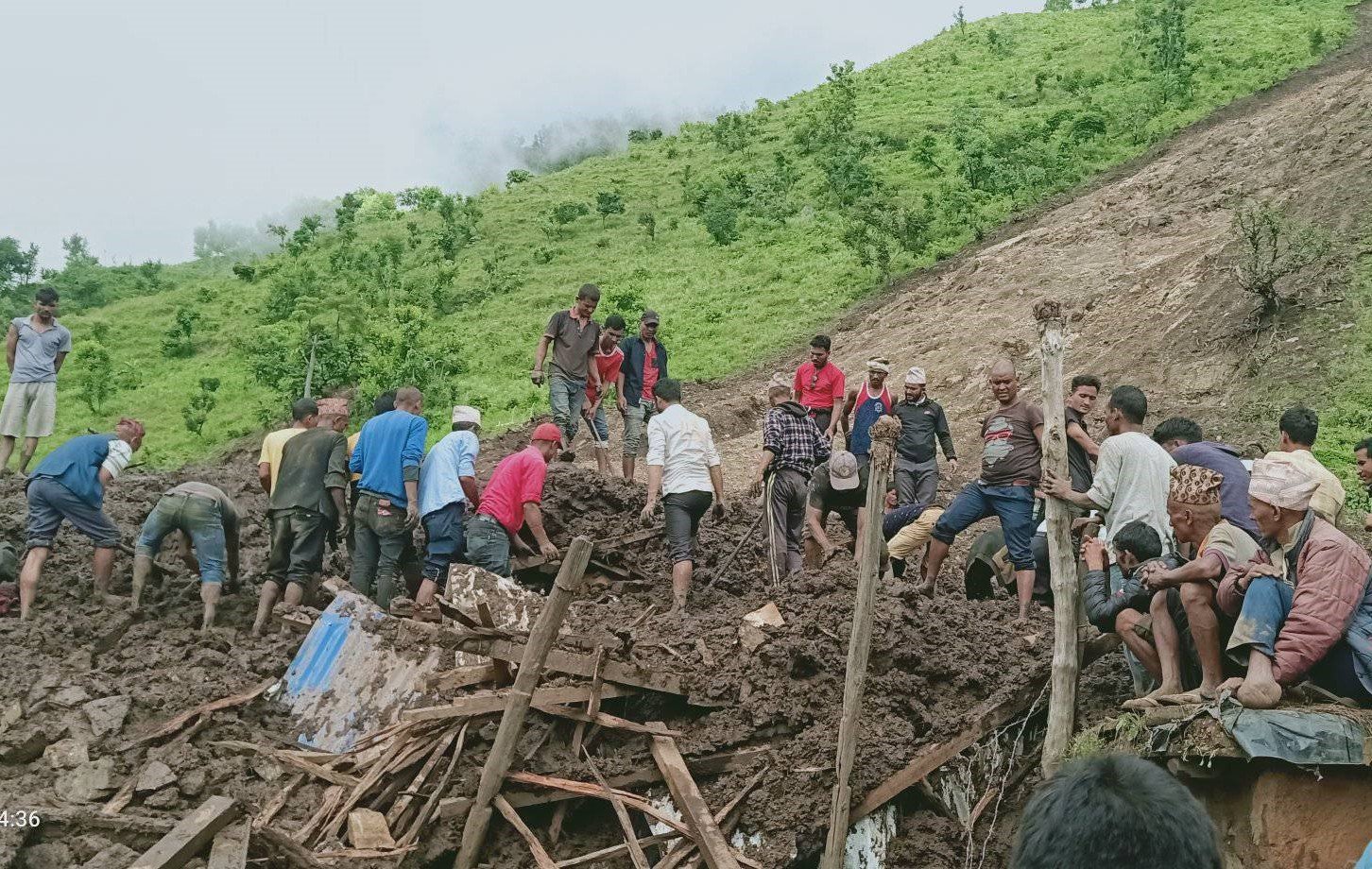 पहिरोमा पुरिएका २२ जनाकै शव निकालियो