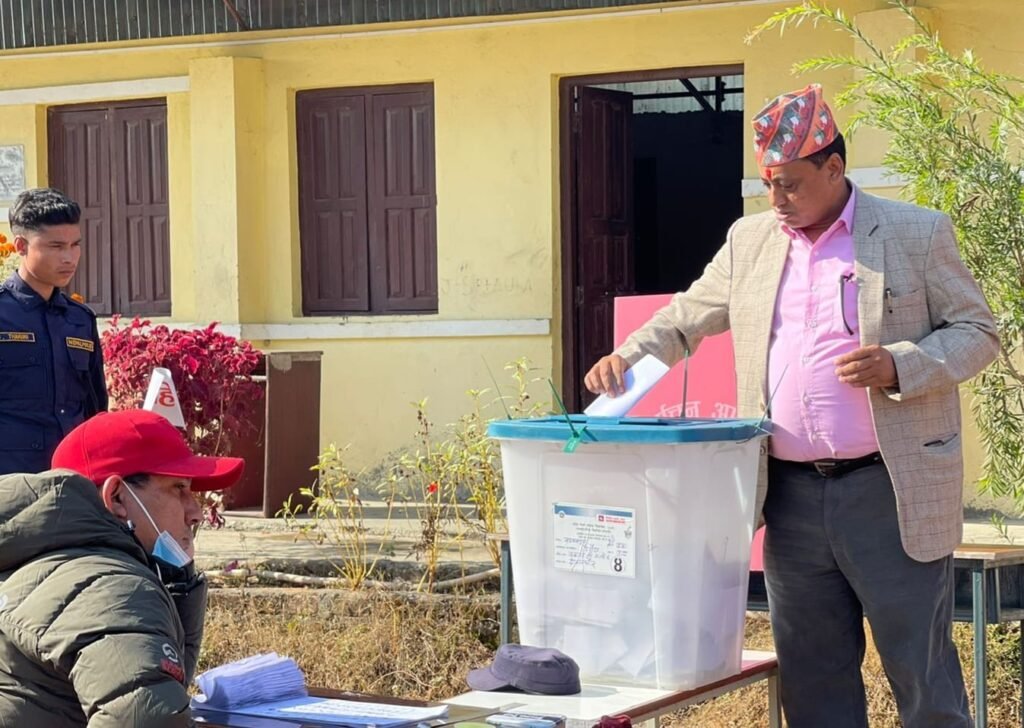 इन्द्रबहादुर बानियाँले गरे मतदान