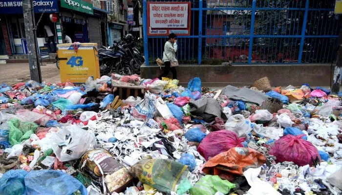 काठमाडौं महानगरले आजबाट एक हप्ता फोहोर नउठाउने