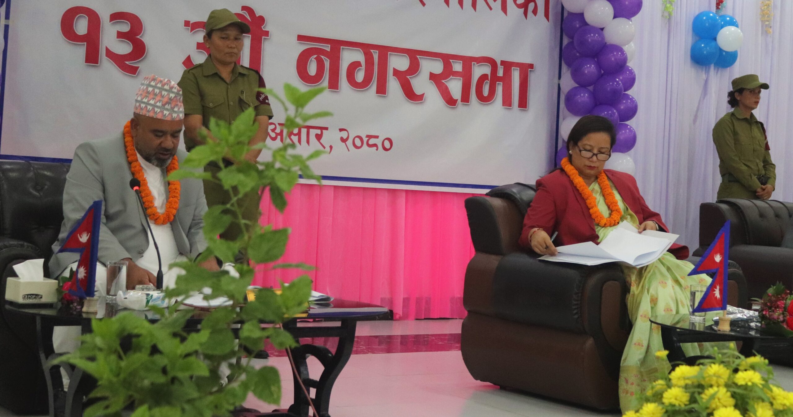 उपमहानगरले एकीकृत बसपार्क तथा टर्मिनल भवन निर्माण गर्न ८ करोड, हेटौंडा–४ मा बासुदेव बहुउद्देश्यीय व्यापारिक भवन निर्माण गर्न २ करोड, चालु आवमा सम्झौता भइ जिम्मेवारी सर्ने योजनाको भुक्तानीका लागि २१ करोड २२ लाख र पदमपोखरी मुख्य सडक विस्तार कार्यका लागि ३ करोड ५० लाख रुपैयाँ विनियोजन गरेको छ । उपमहानगरपालिकाका मेयर मिना कुमारी लामाको अध्यक्षतामा कार्यक्रम भएको हो ।