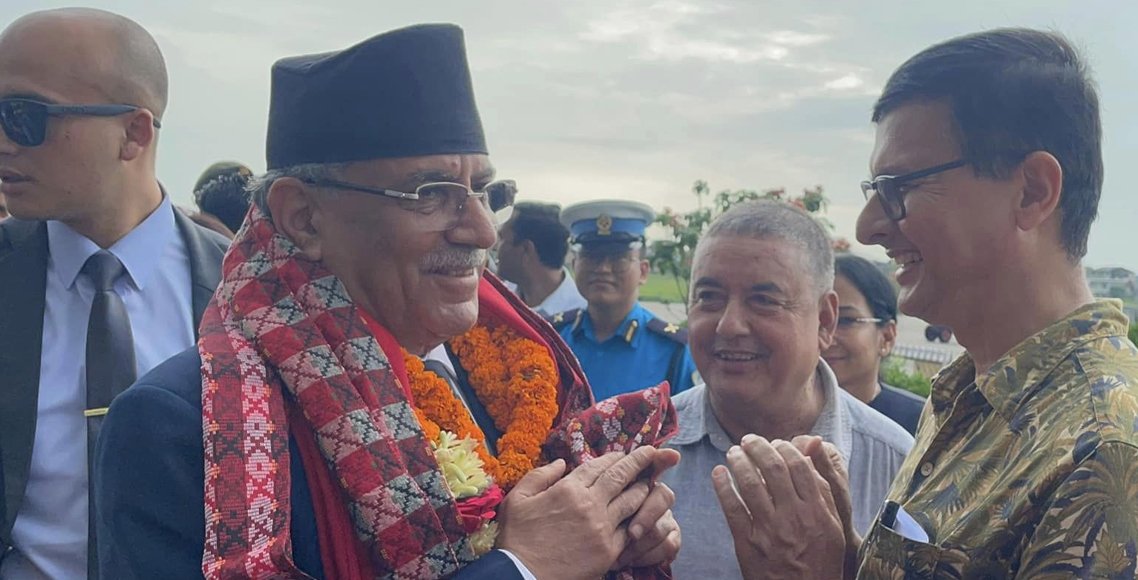 चितवन पुगे प्रधानमन्त्री प्रचण्ड