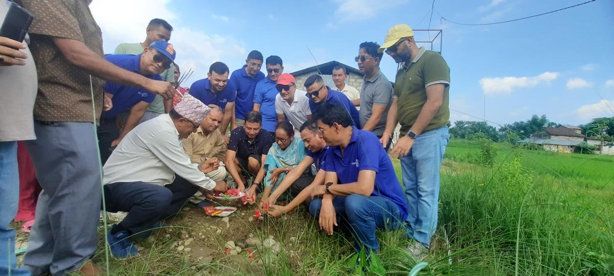 आकासे खेतीलाई सोलार सिँचाइ