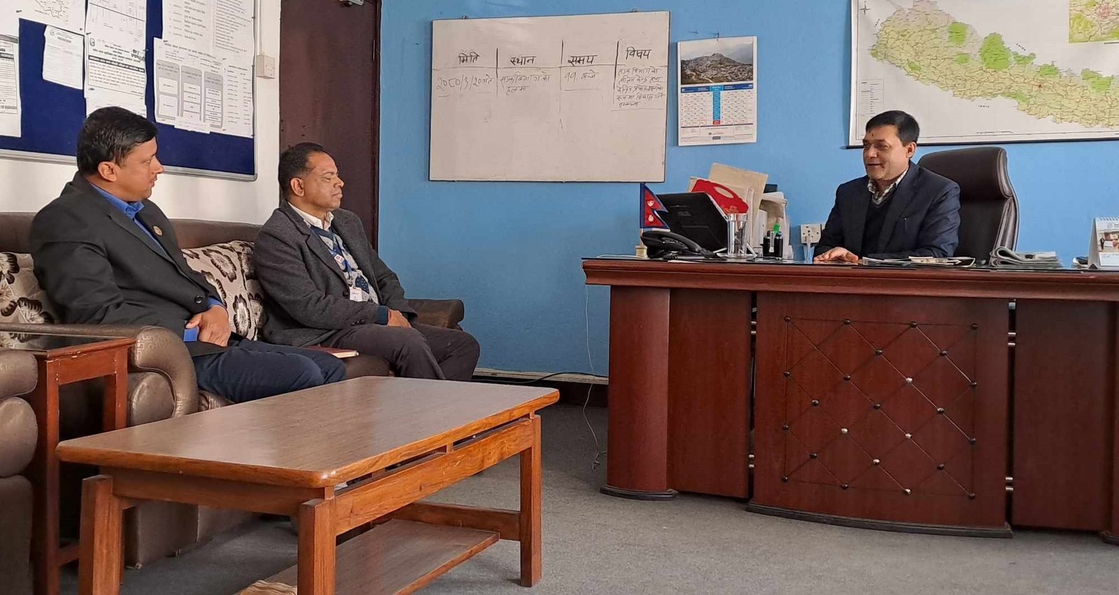 थानकोट चित्लाङ सडकमा क्र्यास ब्यारियर राख्न वर्तौलाको पहल
