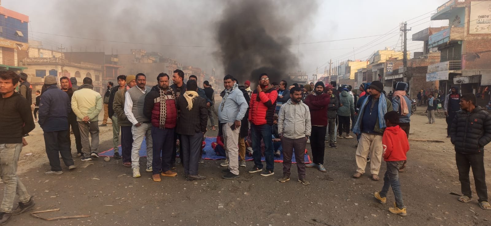 प्रहरीको मिलोमतोमा राति निजी घर भत्काएको आरोप