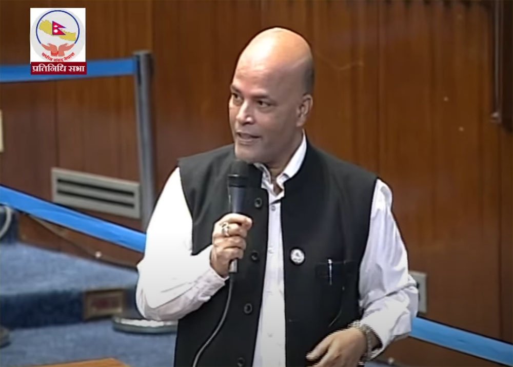 सबै कवाडी महानगरको कार्यालय र मेयर बालेनको घर अगाडी थुपारिदीनु- डा. अमरेश कुमार सिंह