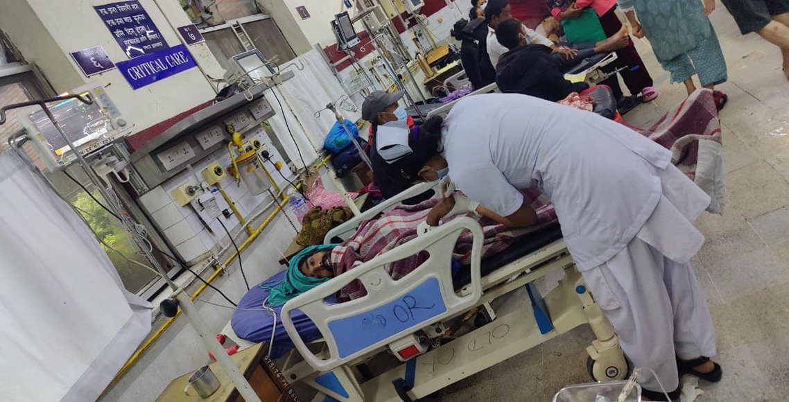 नख्खु खोलाले बगाएका ४ मध्ये ३ जनाको उद्धार, १ जना अझै बेपत्ता