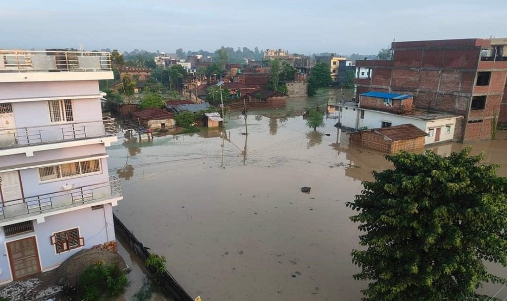 रौतहटमा बाढीले १२ सय ४५ घर डुबानमा, बिभिन्न घटनामा ३ को मृत्यु 