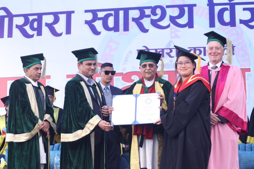 पोखरा प्रतिष्ठानमा १४ जनाको मृगौला प्रत्यारोप भए पछि प्रधानमन्त्री खुसी