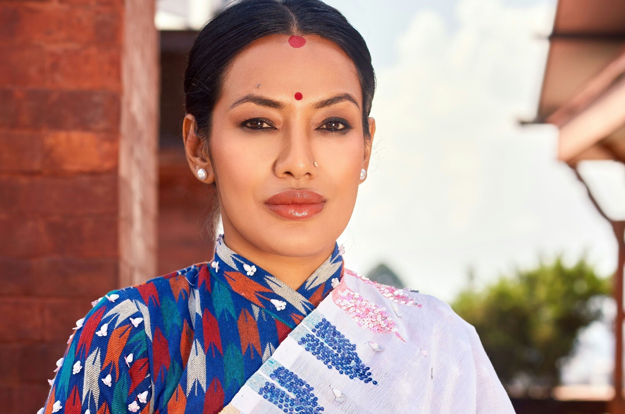 उम्मेदवारी फिर्ता लिँदै आशिका तामाङ