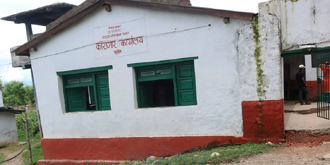 सुर्खेत कारागारका ८८ कैदीबन्दीले गरे मतदान