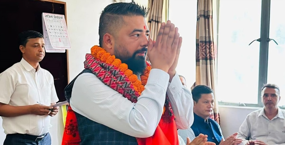 मन्त्रालयप्रति असन्तुष्टि पोख्दै हेटौँडा सिमेन्ट उद्योगका अध्यक्ष भण्डारीले दिए राजीनामा