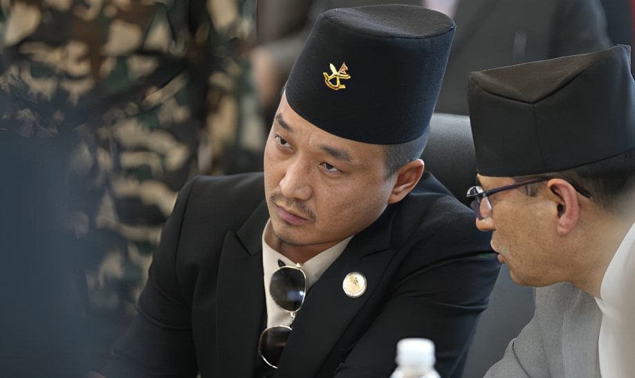 गृहमन्त्री सुधन गुरुङले दिए राजीनामा