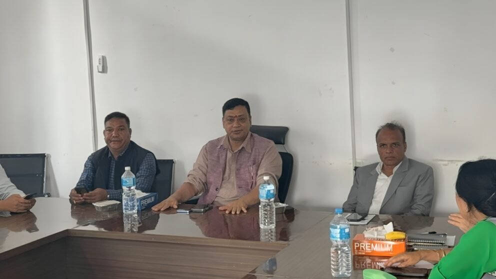 बागमती कांग्रेसको विवाद मिलाउन महामन्त्री घिमिरे हेटौँडामा, आएनन् लामा पक्षका सांसद
